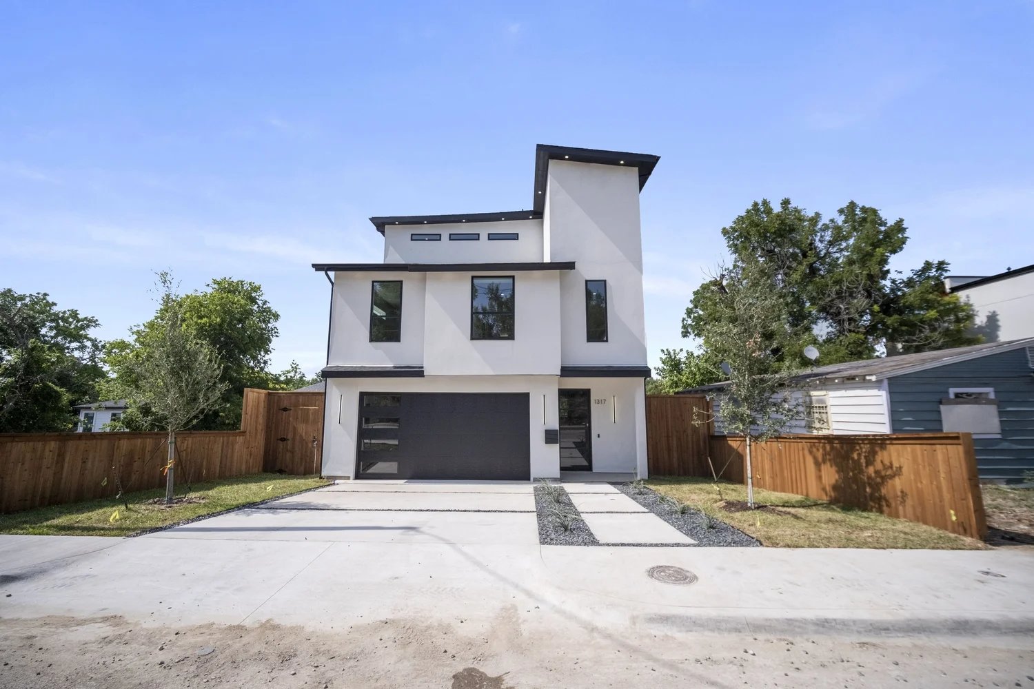 Modern new construction home on Compton Street, Dallas